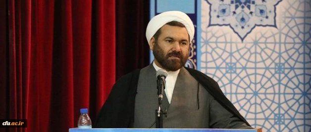 حجت الاسلام و المسلمین عابدی تاکید کرد: 

نقش موثر استادان به عنوان مشاوران فرهنگی 2