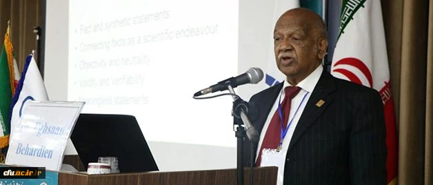 پرفسور اقسان بهاردین در نخستین سمپوزیوم تربیت معلم تطبیقی:

رویکردهای آموزشی که معلمان اتخاذ میکنند حاصل تاثیر پندارها و نگرش های در انتخاب آن هاست 2