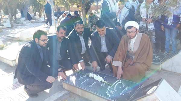 مدیران و دانشجویان دانشگاه فرهنگیان آذربایجان غربی با آرمان های والای شهدا و امام راحل تجدید میثاق کردند 2