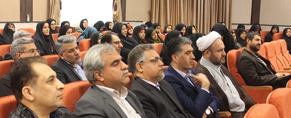 در سازمان مرکزی برگزار شد:

مراسم جشن سالروزمیلاد حضرت رسول اکرم(ص) و امام جعفر صادق(ع) 3