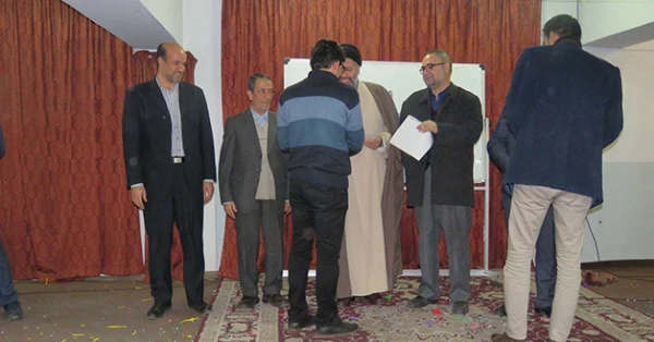 دکتر عباس زاده در جشن بزرگداشت روز دانشجو:

علم بدون اخلاق فاقد ارزش و مخرب است
 2