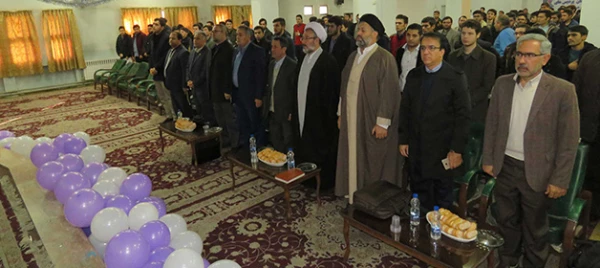 دکتر عباس زاده در جشن بزرگداشت روز دانشجو:

علم بدون اخلاق فاقد ارزش و مخرب است
 3