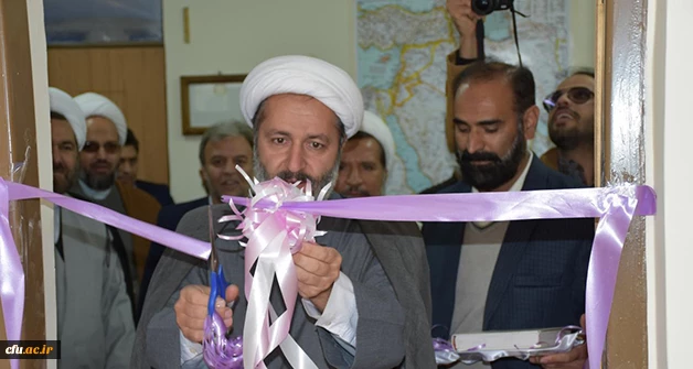 با حضور حجه الاسلام دکتر عابدی معاونت فرهنگی اجتماعی دانشگاه فرهنگیان  انجام شد:

رو نمایی از سردیس دکتر شکوهی چهره ماندگار و پدر تعلیم و تربیت ایران  و افتتاح نمازخانه پردیس شهید باهنر بیرجند
 4