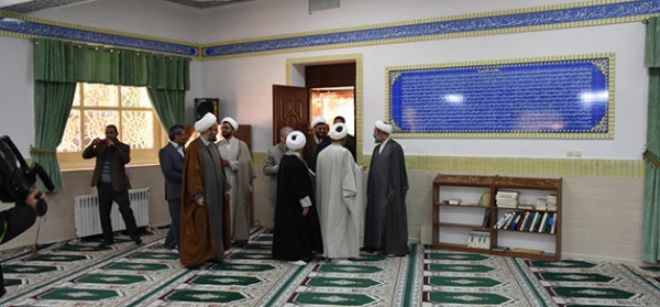 با حضور حجه الاسلام دکتر عابدی معاونت فرهنگی اجتماعی دانشگاه فرهنگیان  انجام شد:

رو نمایی از سردیس دکتر شکوهی چهره ماندگار و پدر تعلیم و تربیت ایران  و افتتاح نمازخانه پردیس شهید باهنر بیرجند
 5