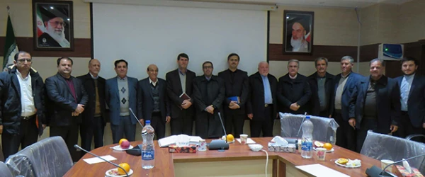 در جلسه مشترک با خیرین مدرسه ساز استان مورد تاکید قرار گرفت:

اقدام برای تشکیل مجمع خیرین دانشگاه فرهنگیان
 5