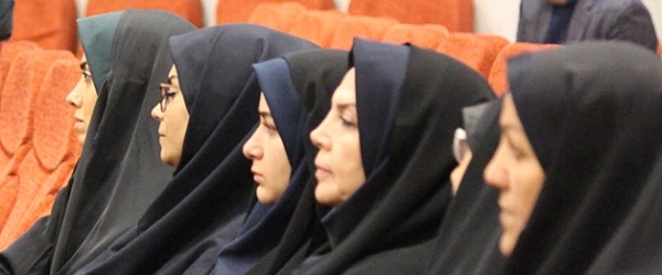 سرپرست دانشگاه در نشست با کارکنان حوزه ریاست عنوان کرد:

حوزه ریاست اصلی ترین خاکریز میدان رزم دانشگاه فرهنگیان است 3