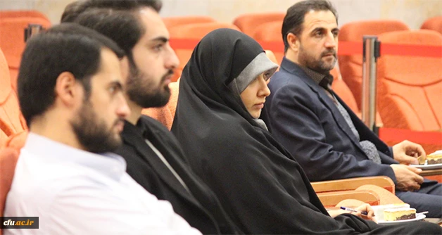 خنیفر در نشست با کارکنان دفتر نهاد نمایندگی مقام معظم رهبری:

دفاتر نهاد نمایندگی مقام معظم رهبری،  درختی تنومند،  به جا و  با نقش جامعیت در دانشگاه است 2