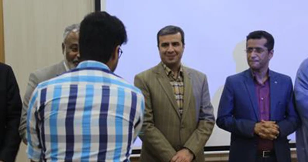 با حضور دکتر محمود تلخابی عضو پژوهشکده شناختی نهاد ریاست جمهوری انجام شد:

مراسم تجلیل از پژوهشگران برتر دانشگاه فرهنگیان هرمزگان 
 3