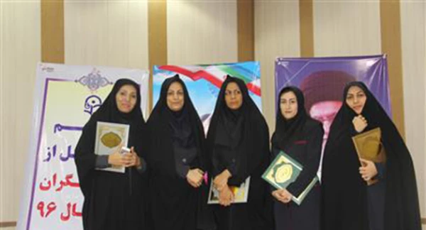 با حضور دکتر محمود تلخابی عضو پژوهشکده شناختی نهاد ریاست جمهوری انجام شد:

مراسم تجلیل از پژوهشگران برتر دانشگاه فرهنگیان هرمزگان 
 5