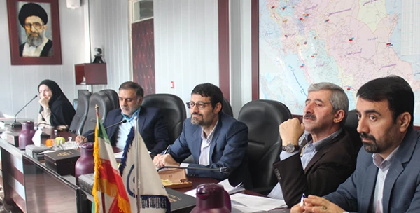 نشست با چاربند 4