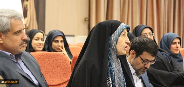 دکتر خنیفر در نشست صمیمی با کارکنان معاونت دانشجویی:
تاثیر حس خود نابسندگی در بروز خلاقیت و کسب پیشرفت ها