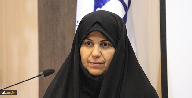 دکتر خنیفر در نشست صمیمی با کارکنان معاونت دانشجویی:

تاثیر حس خود نابسندگی در بروز خلاقیت و کسب پیشرفت ها 7