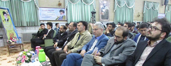 مراسم بزرگداشت روز دانشجودر دانشگاه فرهنگیان اراک برگزارشد 4