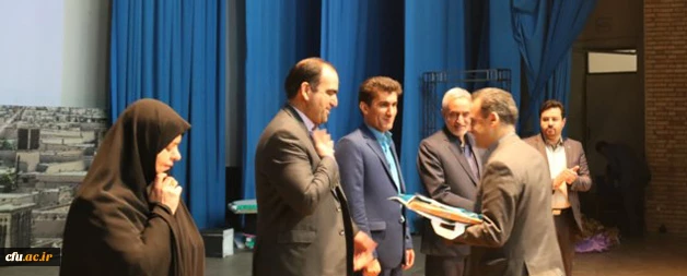 برگزاری مراسم هفته پژوهش و فناوری در دانشگاه فرهنگیان یزد 7