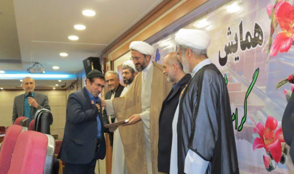 همایش بزرگداشت هفته پژوهش وتجلیل از پژوهشگران برتر دانشگاه فرهنگیان  استان قم 3