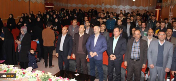 دکتر جودکی در همایش هفته پژوهش :

نگاه گسترده به پژوهش عامل پیشرفت جامعه 3