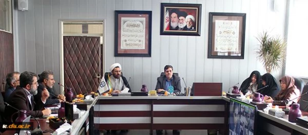 دکتر خنیفر در نشست بررسی خدمات رسانی به دانشجومعلمان شاهد:
خدمت به جامعه ایثارگران با ارزش است.