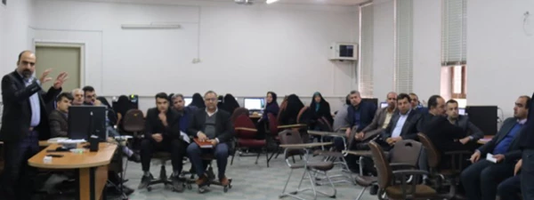 به مناسبت هفته پژوهش و فناوری در دانشگاه فرهنگیان یزد برگزار شد:

دوره بالندگی  نرم افزار ارائه مطلب prezi
 3