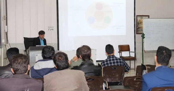 به مناسبت هفته پژوهش و فناوری، در دانشگاه فرهنگیان یزد برگزار شد:

کارگاه آموزشی « فناوری اینترنت اشیاء، چالش ها و فرصت ها»
 4