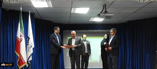 مراسم گرامی داشت هفته پژوهش در دانشگاه فرهنگیان استان زنجان با اعلام برترین های مرحله استانی به پایان رسید 3