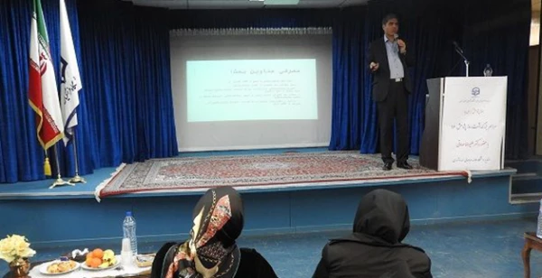 مراسم گرامی داشت هفته پژوهش در دانشگاه فرهنگیان استان زنجان با اعلام برترین های مرحله استانی به پایان رسید 4