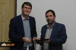 با حضور مسئول نظارت و ارزیابی ستاد اقامه نماز استان در دانشگاه فرهنگیان آذربایجان شرقی انجام شد:

تجلیل از رئیس و دبیر ستاد اقامه نماز دانشگاه فرهنگیان آذربایجان شرقی
 2