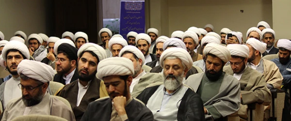 حجت الاسلام و المسلمین دادگر دومین دوره آموزش و مهارتی ائمه جماعات:

نقش بی بدیل روحانیون و عالمان دینی در تربیت اسلامی و انقلابی 4