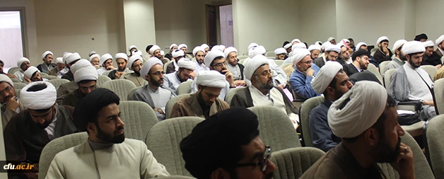 حجت الاسلام میراحمدی مسئول استانی دفاتر نهاد رهبر معظم انقلاب در دانشگاه های تهران:

محور همه فعالیت های دینی و اثر گذارترین کار فرهنگی نماز است 3