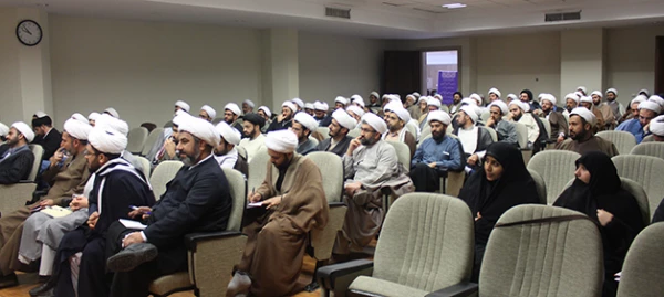 حجت الاسلام و المسلمین فروهر در دوره آموزشی ائمه جماعت پردیس ها و مراکز تاکید کرد:

امنیت اطلاعات فضای مجازی و  چالش های آن 5