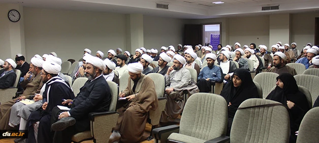 حجت الاسلام و المسلمین فروهر در دوره آموزشی ائمه جماعت پردیس ها و مراکز تاکید کرد:

امنیت اطلاعات فضای مجازی و  چالش های آن 5