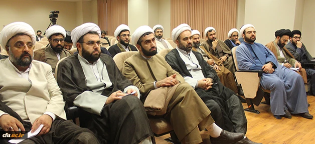 دکتر خنیفر درجلسه  با مسئولان نهاد نمایندگی مقام معظم رهبری: 

تربیت معلم قابل ترمیم است و باید به ریل اصلی خود بازگردد 2