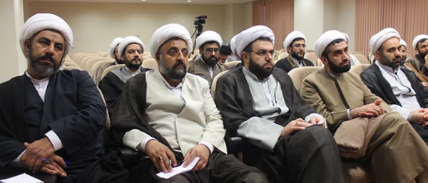 دکتر خنیفر درجلسه  با مسئولان نهاد نمایندگی مقام معظم رهبری: 

تربیت معلم قابل ترمیم است و باید به ریل اصلی خود بازگردد 7