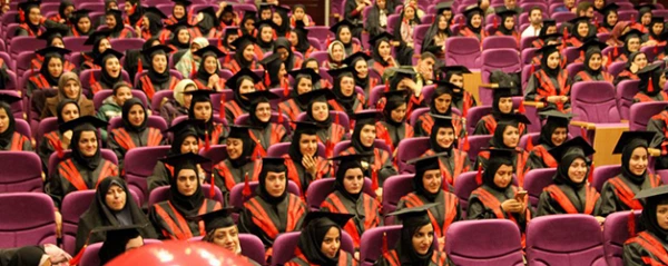 با حضور جمعی از مسئولان دانشگاه برگزار شد:

مراسم دانش آموختگی جمعی از دانشجویان پردیس نسیبه 4