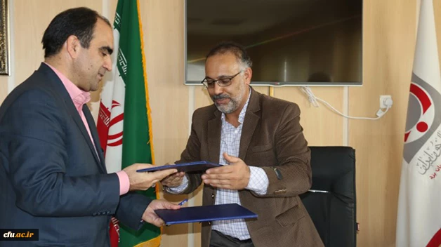 عقد تفاهم نامه میان دانشگاه فرهنگیان یزد و اداره کل انتقال خون استان 4