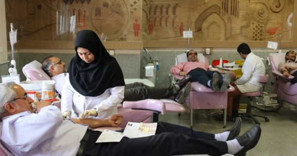 عقد تفاهم نامه میان دانشگاه فرهنگیان یزد و اداره کل انتقال خون استان 5