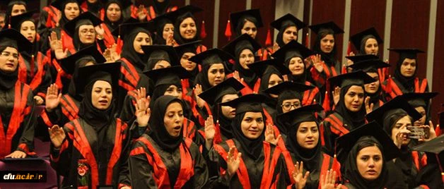 با حضور جمعی از مسئولان دانشگاه برگزار شد:
مراسم دانش آموختگی جمعی از دانشجویان پردیس نسیبه