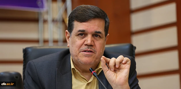 سرپرست دانشگاه فرهنگیان در گردهمایی  معاونین  و مدیران کل  آموزش و پرورش  کشور:

معلم دانشی کفایت می کندِ باید معلم مهارتی تربیت کنیم 4