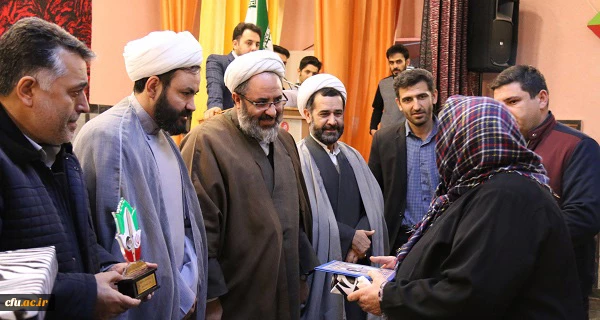 همایش روز بصیرت در پردیس علامه طباطبائی ارومیه:

نهم دی، نمایش شعور سیاسی و بصیرت خود، ولایت پذیری 5