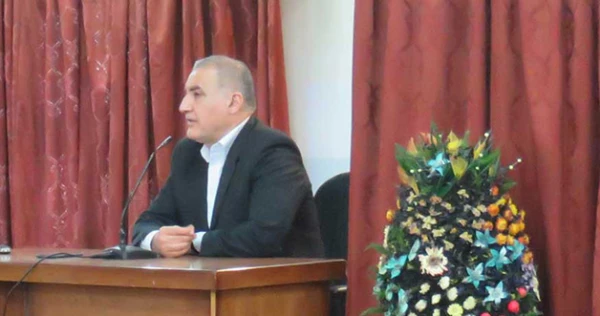 باحضور هیأت رئیسه، اساتید و دانشجومعلمان پردیس علامه امینی(ره)برگزار شد:

همایش بصیرتی سالروز حماسه 9 دی
 6