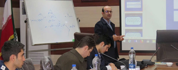 به همت انجمن علمی علوم تربیتی پردیس علامه امینی(ره)  برگزار شد:

کارگاه روش تحقیق و مقاله نویسی
 3