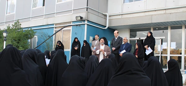 اعتراض دانشجومعلمان پردیس فاطمه الزهرا (س) تبریز بر علیه یاوه گویی های اخیر ترامپ و کشورهای بیگانه 2