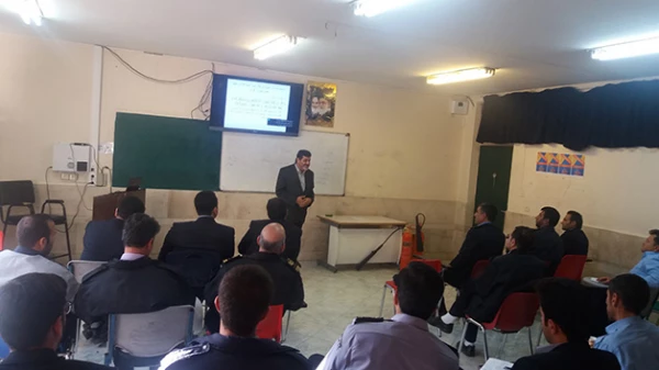 مدیریت امور پردیس های دانشگاه فرهنگیان استان اصفهان برگزار کرد:

دوره دانش افزایی پرسنل انتظامات و نگهبانی
 2