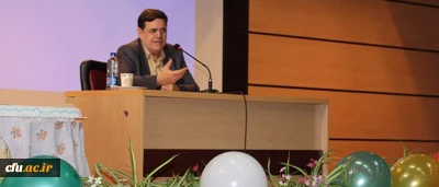 دکتر خنیفر در مراسم دانش آموختگی دانشجو معلمان رشته تربیت بدنی:

نقش معلم ورزش در سلامت جسم و روند موفقیت افراد و جوامع مشخص می شود