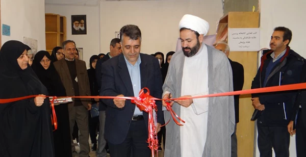 همزمان با هفته پژوهش برگزار شد:

نمایشگاه استانی دست سازه های کمک آموزشی در پردیس علامه طباطبائی ارومیه
 4