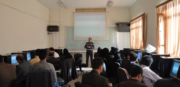 برگزاری  دوره توانمند سازی و دانش افزایی کارشناسان و کارشناس مسئولان پژوهش و کتابداران 6