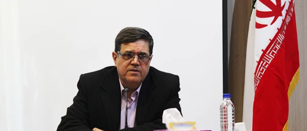 دکتر خنیفر در مراسم تکریم و معارفه معاونان دانشگاه:

کار  فرهنگی و آموزشی ماموریت و وظیفه اصلی معلمین، کاری بسیار سخت و حساس  است 2