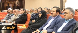 دکتر خنیفر در مراسم تکریم و معارفه معاونان دانشگاه:

کار  فرهنگی و آموزشی ماموریت و وظیفه اصلی معلمین، کاری بسیار سخت و حساس  است 4
