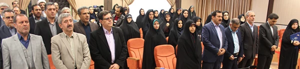 دکتر خنیفر در مراسم تکریم و معارفه معاونان دانشگاه:

کار  فرهنگی و آموزشی ماموریت و وظیفه اصلی معلمین، کاری بسیار سخت و حساس  است 8