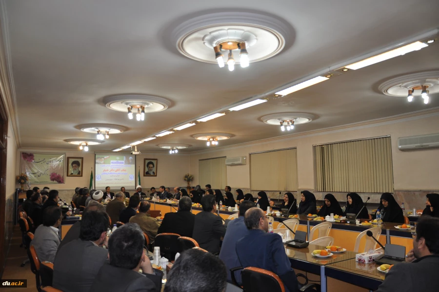 حضور دکتر خنیفر در جمع اساتید دانشگاه فرهنگیان خراسان رضوی 5