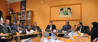 دکتر خنیفر در شورای عالی فرهنگیان استان خراسان رضوی:

بزرگترین ماموریت دانشگاه فرهنگیان برگرداندن  تربیت معلم ها بر روی ریل اصلی خود است